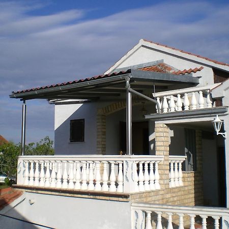 Apartmani Misic Ždrelac Екстериор снимка